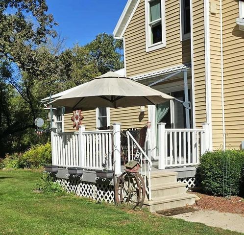 N2784 9TH AVENUE, Hancock, WI 54943