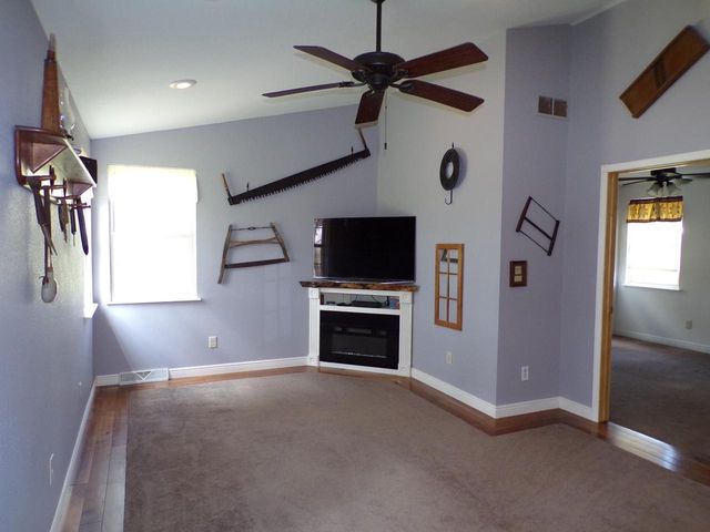 N2784 9TH AVENUE, Hancock, WI 54943