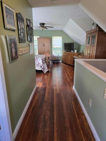 N2784 9TH AVENUE, Hancock, WI 54943