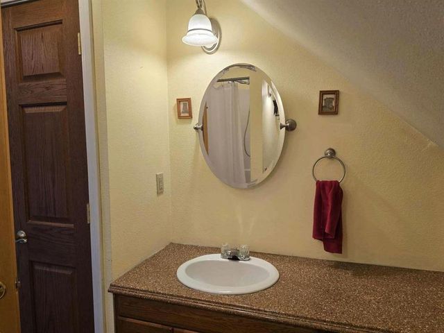 N2784 9TH AVENUE, Hancock, WI 54943