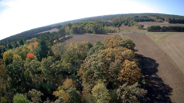 N2784 9TH AVENUE, Hancock, WI 54943