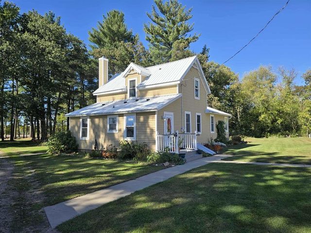 N2784 9TH AVENUE, Hancock, WI 54943