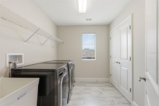 12962 STEED TRACE LOOP, Lithia, FL 33547