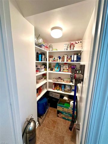 4329 Farringdon WAY, Chesapeake, VA 23321