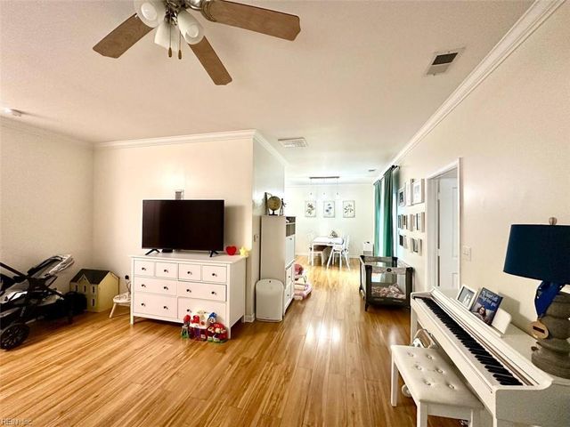 4329 Farringdon WAY, Chesapeake, VA 23321