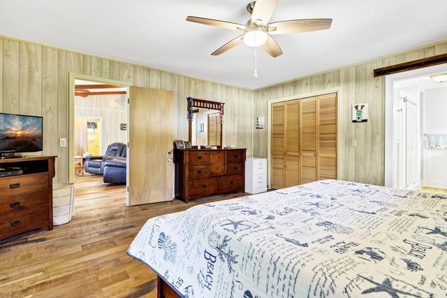 3323 Myrtle Street, Edisto Island, SC 29438