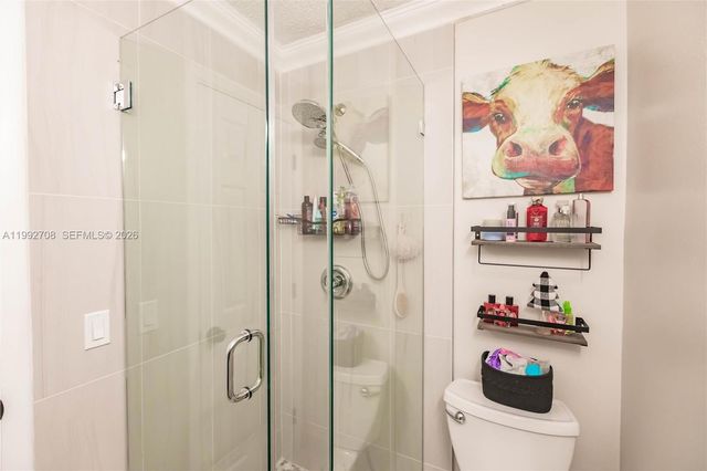 9404 SW 8th Ter 9404, Miami, FL 33174