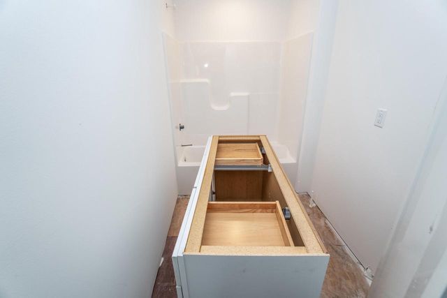 W206N16178 Stonebrook DRIVE, Jackson, WI 53037