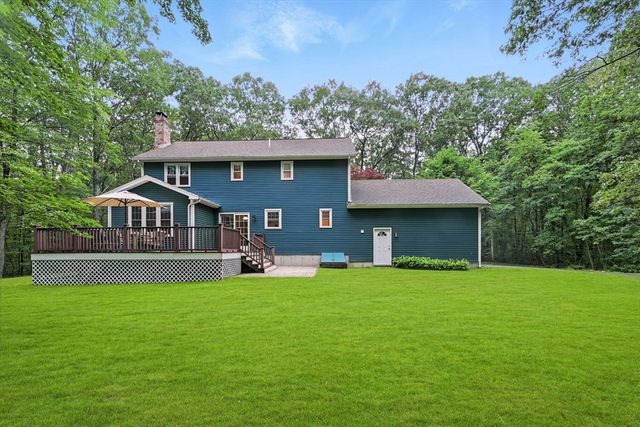 204 Aldrich St, Uxbridge, MA 01569