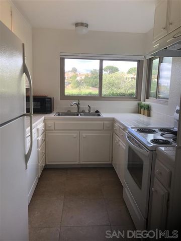 17657 Pomerado Rd 52, San Diego, CA 92128