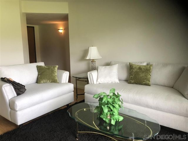 17657 Pomerado Rd 52, San Diego, CA 92128