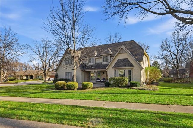 12333 Pembroke Lane, Leawood, KS 66209
