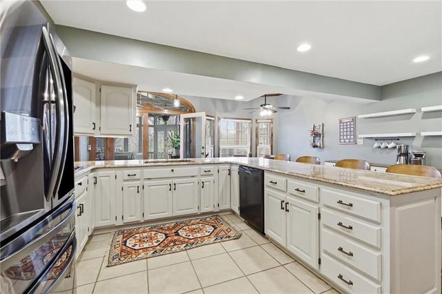 12333 Pembroke Lane, Leawood, KS 66209