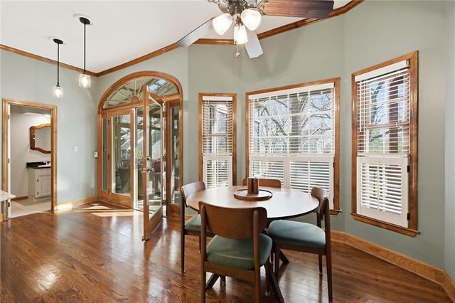 12333 Pembroke Lane, Leawood, KS 66209