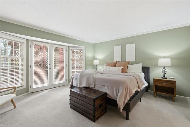 12333 Pembroke Lane, Leawood, KS 66209