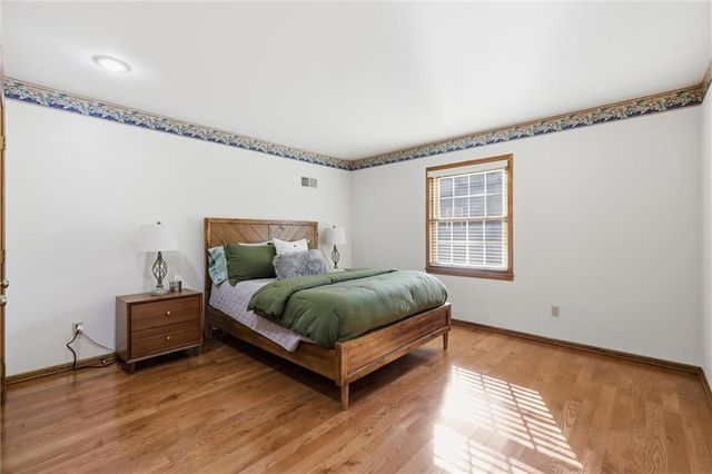 12333 Pembroke Lane, Leawood, KS 66209