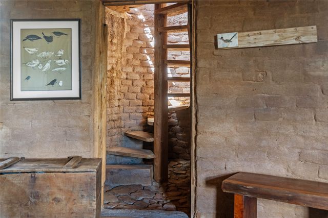 15 Corazon De Oro, Cerrillos, NM 87010