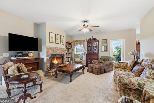 180 Mary Davidson Drive, Cleveland, GA 30528