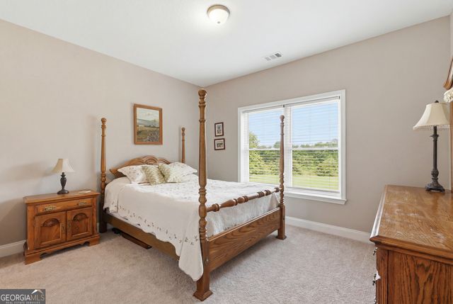 180 Mary Davidson Drive, Cleveland, GA 30528