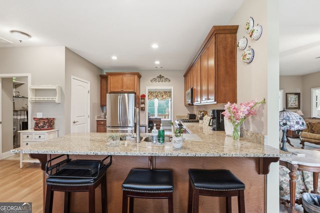 180 Mary Davidson Drive, Cleveland, GA 30528