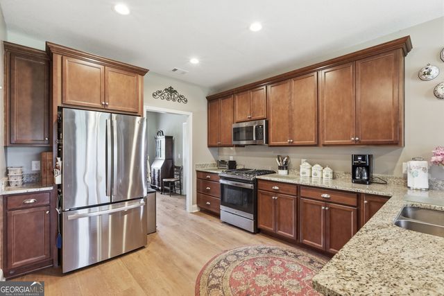 180 Mary Davidson Drive, Cleveland, GA 30528