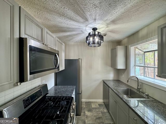 4922 Windsor Downs Lane, Decatur, GA 30035