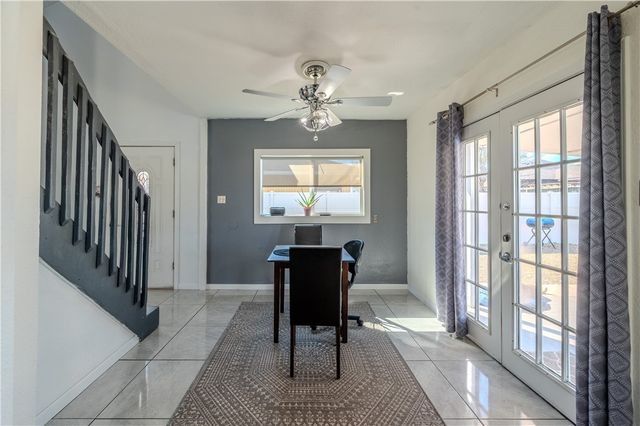 2301 Vialoux Dr, Corpus Christi, TX 78418