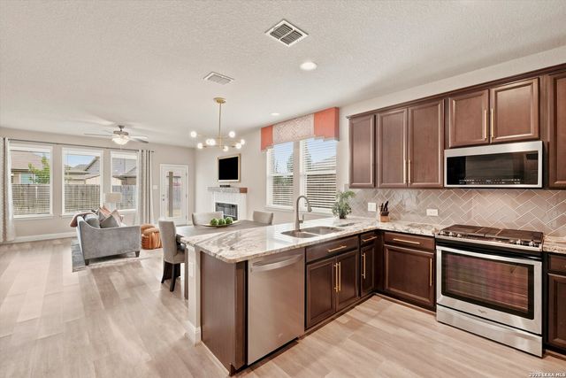227 Wickersham, Boerne, TX 78015