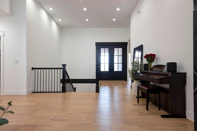 1430 S Jameston Road, Springfield, MO 65809