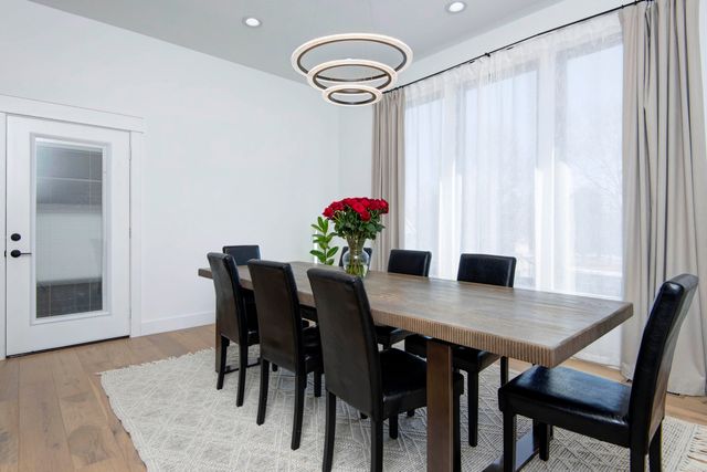 1430 S Jameston Road, Springfield, MO 65809