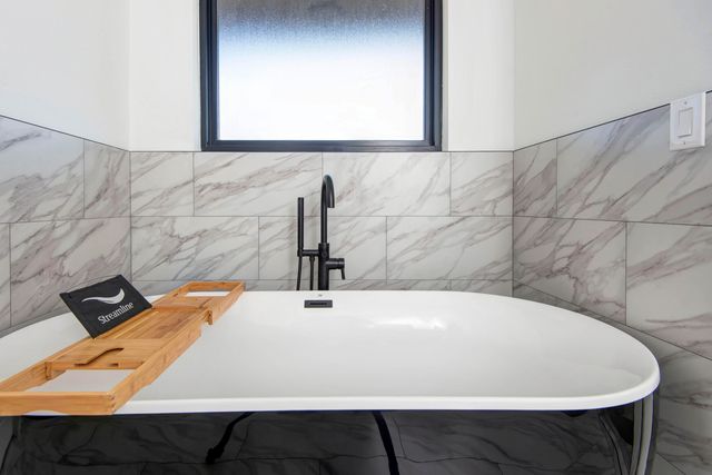 1430 S Jameston Road, Springfield, MO 65809