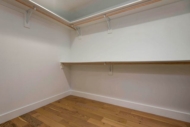 1430 S Jameston Road, Springfield, MO 65809