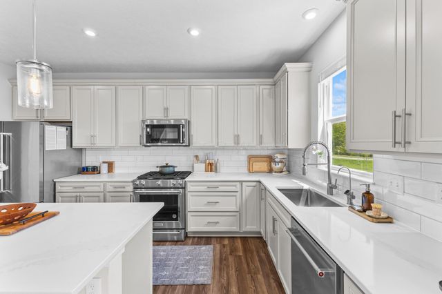 9758 Brindlewood Drive, Plain City, OH 43064