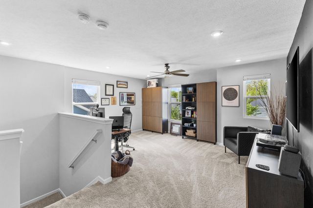 9758 Brindlewood Drive, Plain City, OH 43064