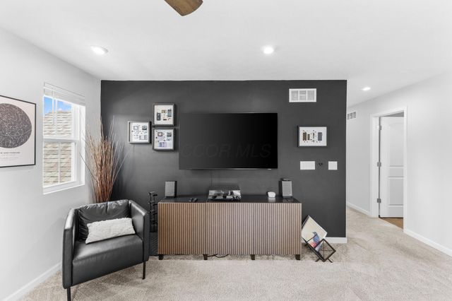 9758 Brindlewood Drive, Plain City, OH 43064