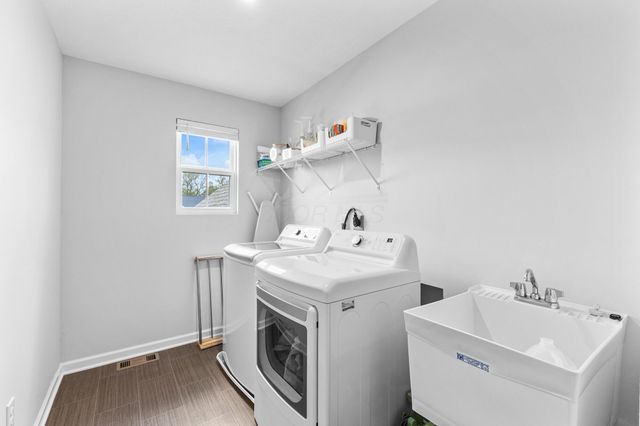 9758 Brindlewood Drive, Plain City, OH 43064
