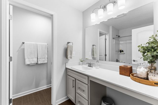 9758 Brindlewood Drive, Plain City, OH 43064