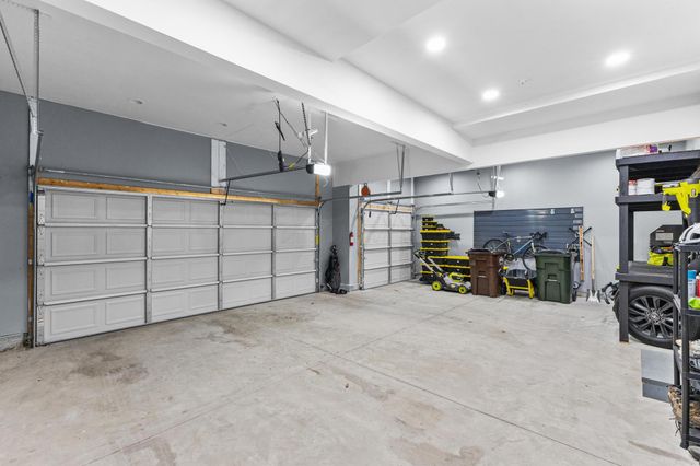 9758 Brindlewood Drive, Plain City, OH 43064
