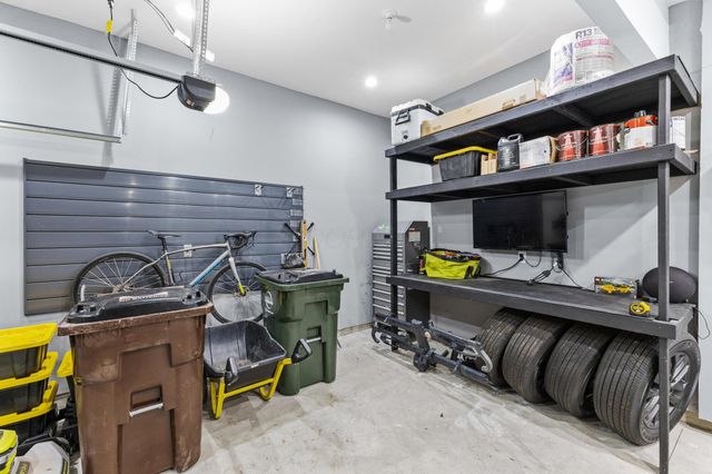 9758 Brindlewood Drive, Plain City, OH 43064