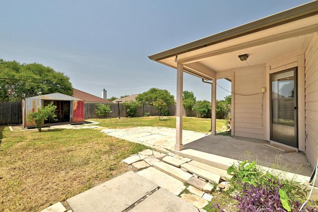 168 Voyager CV, Kyle, TX 78640