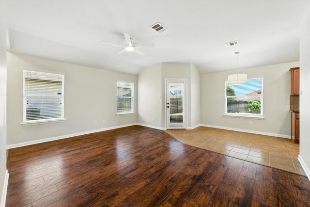 168 Voyager CV, Kyle, TX 78640