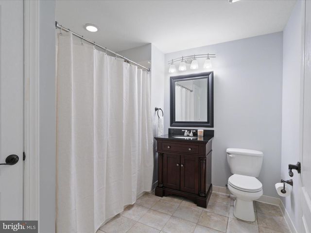 904 LOCUST ST, Herndon, VA 20170