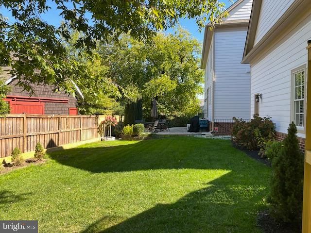 904 LOCUST ST, Herndon, VA 20170