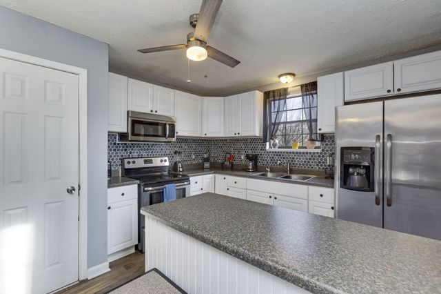 1015 Winding Ridge Rd, Goodlettsville, TN 37072