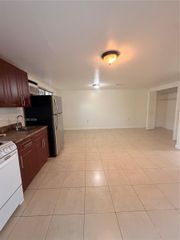 5230 SW 116th Ave 3, Miami, FL 33165