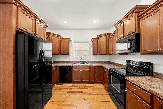 110 Woods Point Circle, Georgetown, KY 40324