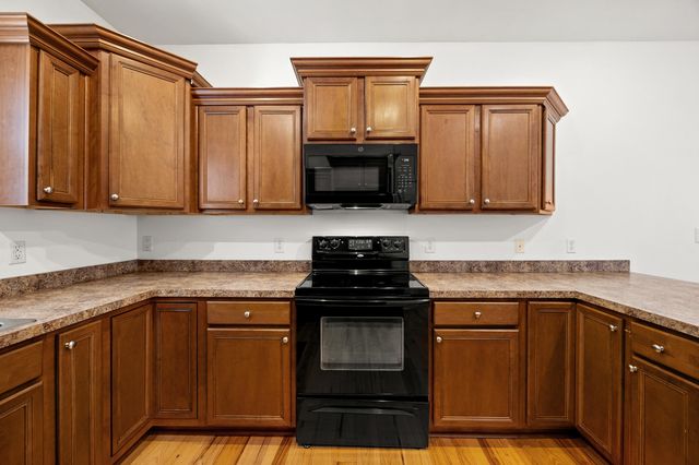 110 Woods Point Circle, Georgetown, KY 40324