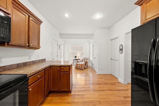 110 Woods Point Circle, Georgetown, KY 40324