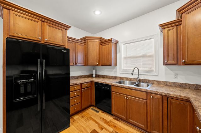 110 Woods Point Circle, Georgetown, KY 40324