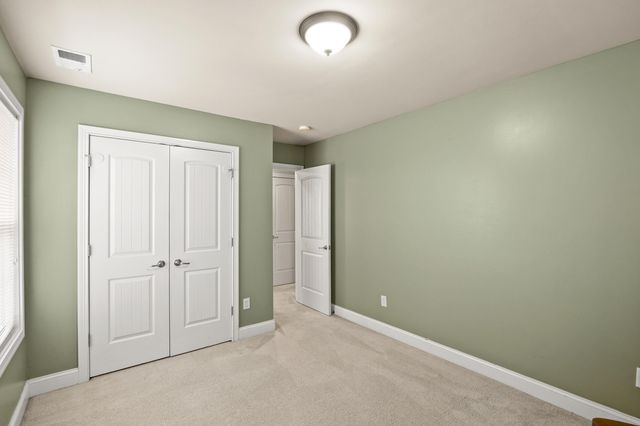 110 Woods Point Circle, Georgetown, KY 40324